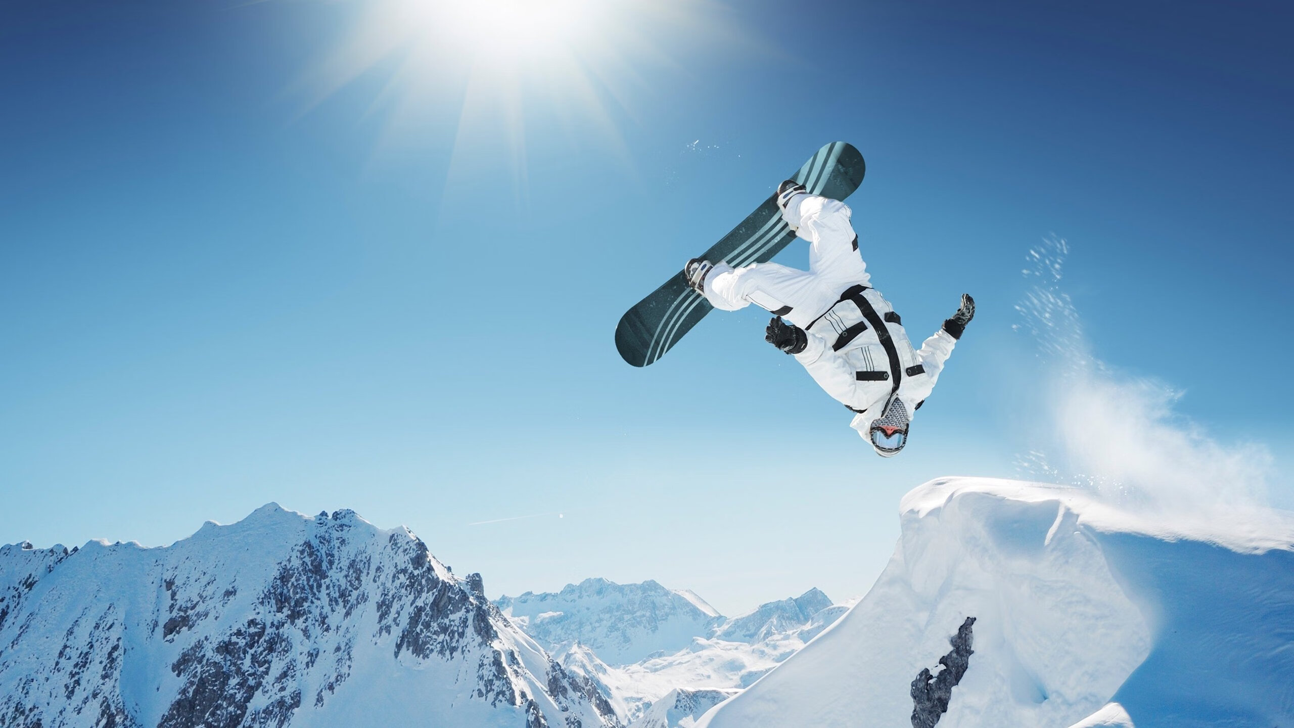 《堡垒之夜》新英雄上线,战术多样性极大提升,堡垒之夜太简单了