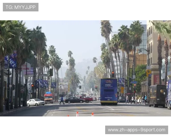 美国女子足球:提前锁定出线,冲击星光大道!,美国女足踢男足