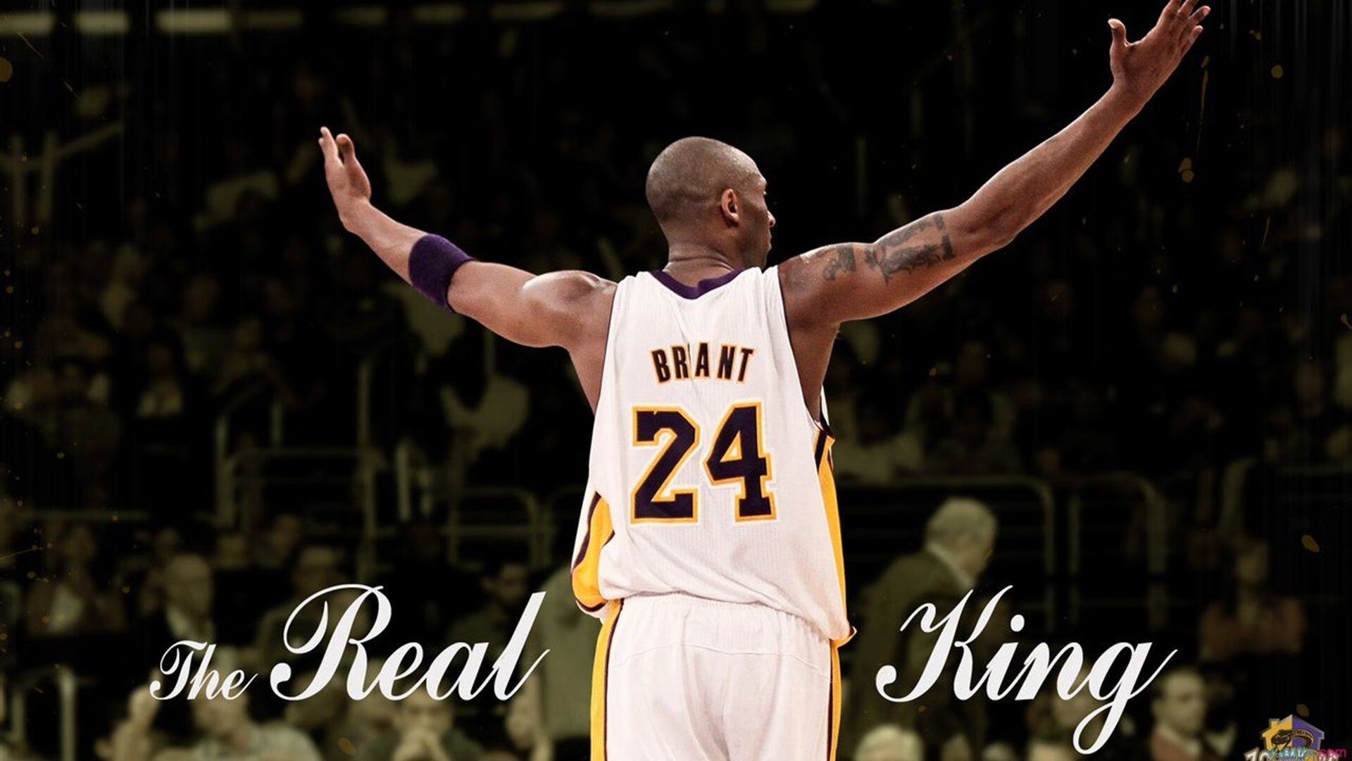 勇士战术调整失灵,库里独自苦撑,勇士队员对库里